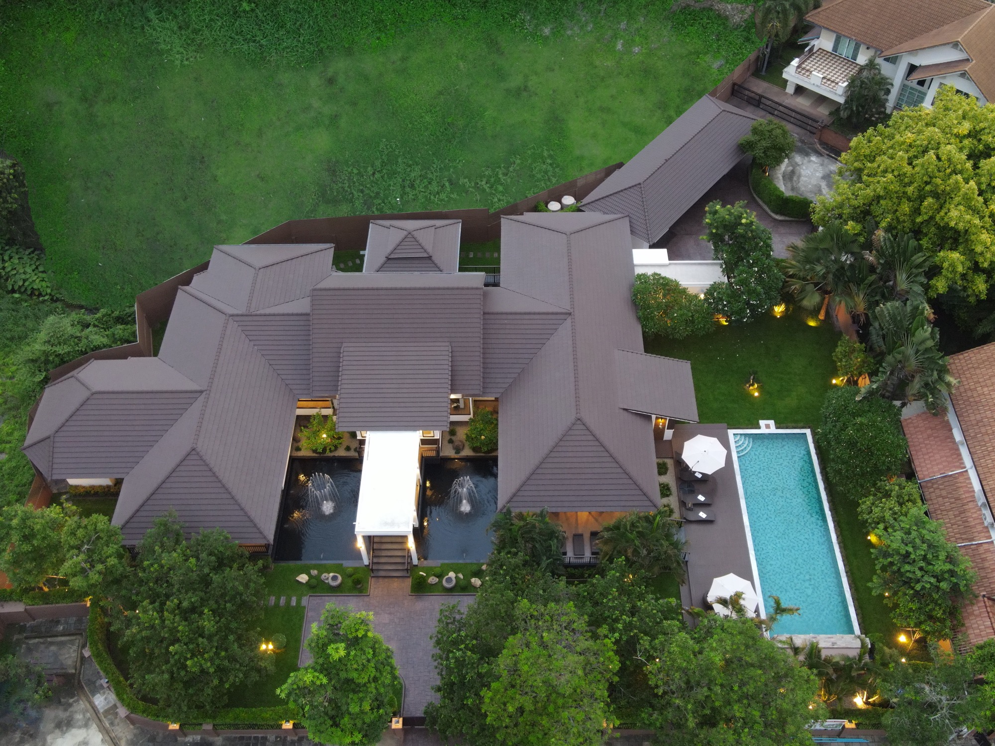 Lanna Thara Luxury Mansion (33)